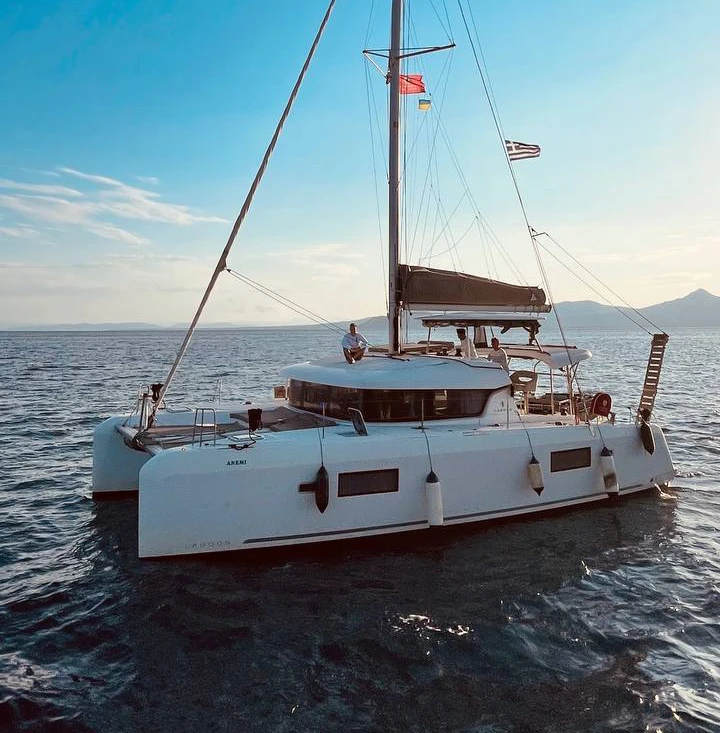 Do you need crew, yacht maintenance or management?