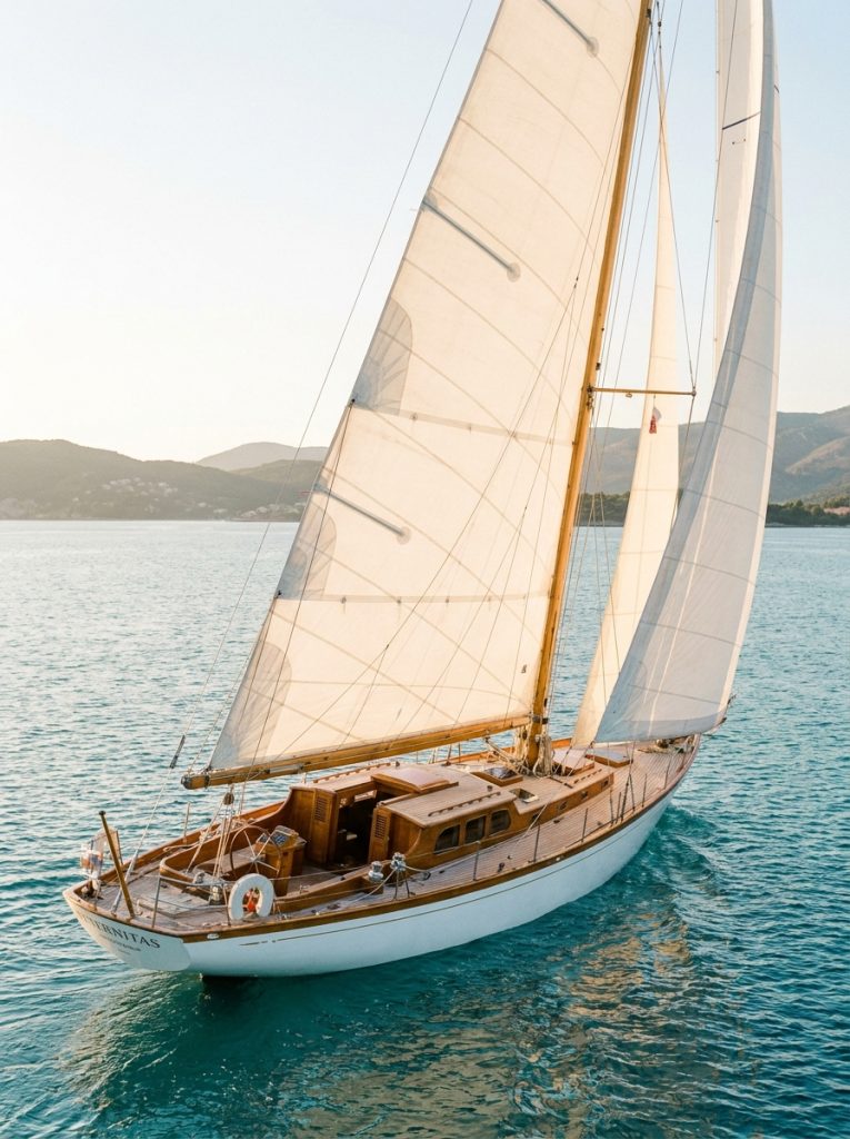 Sailing yacht charter under full sail